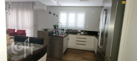Image 31 - 1037670