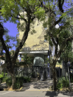 Image 34 - 1037672