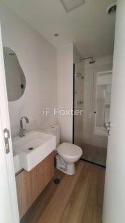 Image 7 - 1037681