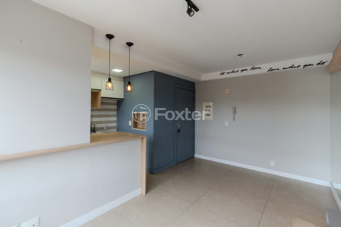 Image 4 - 1037683