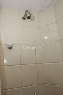 Image 42 - 1037685