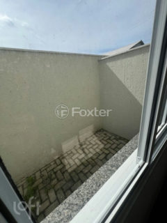 Image 32 - 1037703