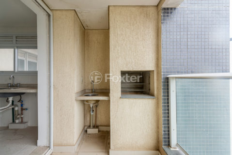 Image 5 - 1037712