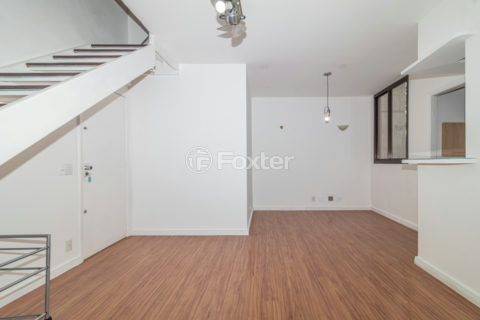 Image 7 - 1037721