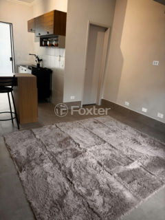 Image 23 - 1037737