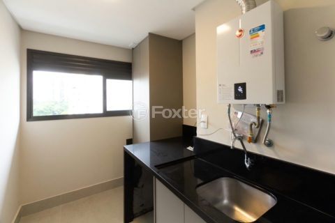 Image 36 - 1037742