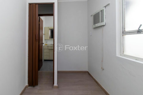 Image 10 - 1037770