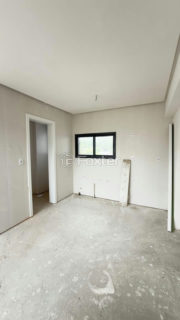 Image 7 - 1037772