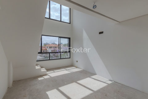 Image 27 - 1037775