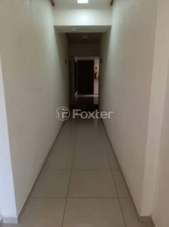 Image 20 - 1037793