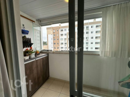 Image 8 - 1037796