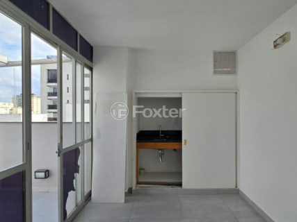 Image 9 - 1037813