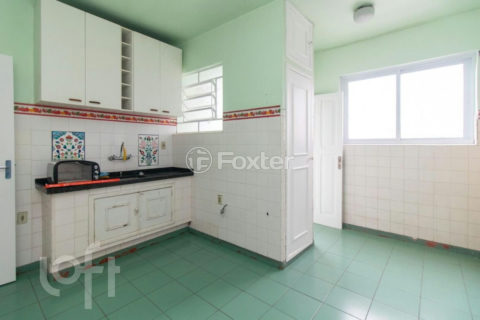 Image 25 - 1037821