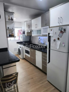Image 2 - 1037830