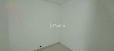 Image 5 - 1037837