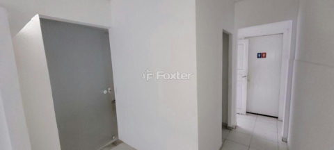 Image 9 - 1037837