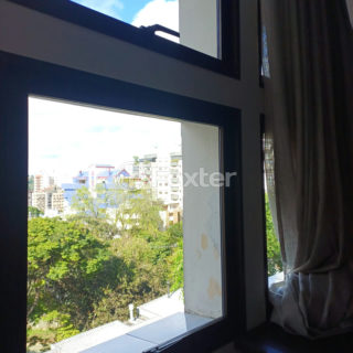 Image 8 - 1037839
