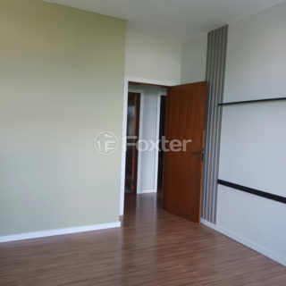 Image 4 - 1037839