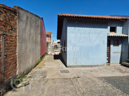 Image 4 - 1037860