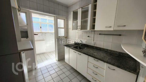 Image 3 - 1037864