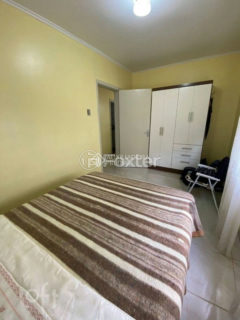 Image 4 - 1037873