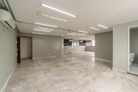 Image 7 - 1037884