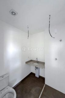 Image 9 - 1037892
