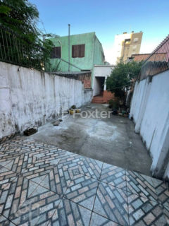 Image 47 - 1037896