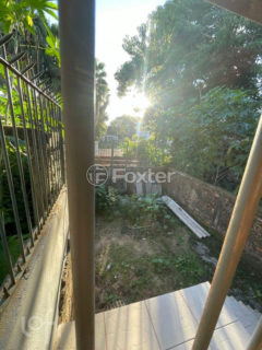 Image 41 - 1037896
