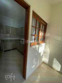 Image 35 - 1037896