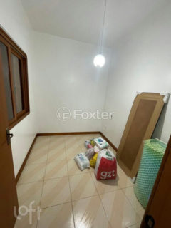 Image 26 - 1037896