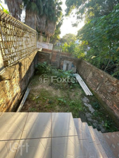 Image 40 - 1037896