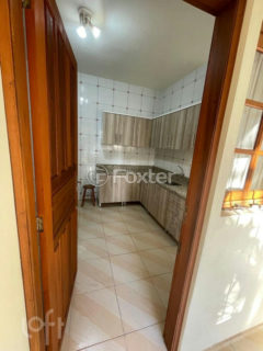 Image 34 - 1037896