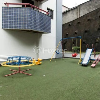 Image 17 - 1037901