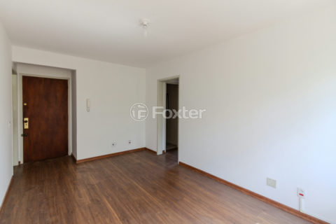 Image 4 - 1037902