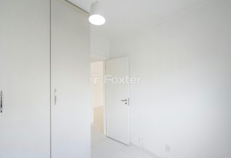 Image 21 - 1037903