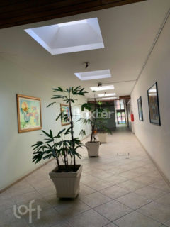 Image 3 - 1037960