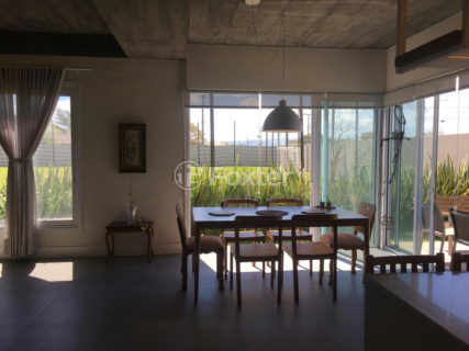 Image 21 - 1038023