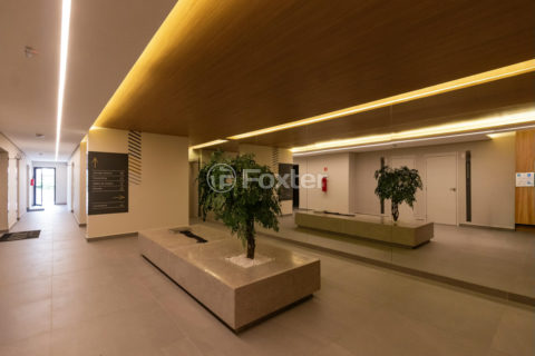Image 32 - 1038079
