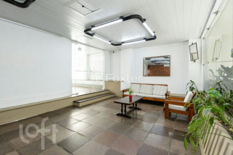 Image 33 - 1038082