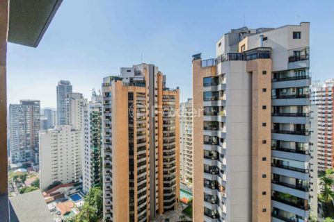 Image 27 - 1038084
