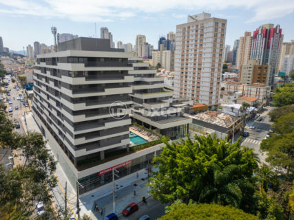 Image 31 - 1038086