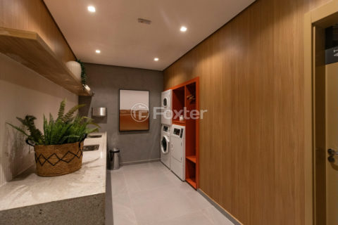 Image 37 - 1038092