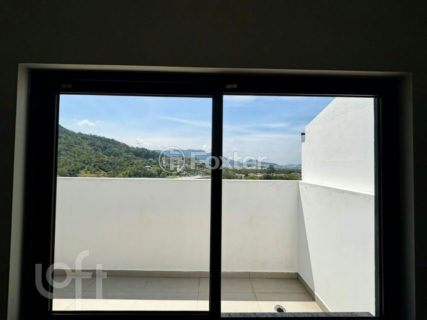 Image 7 - 1038102