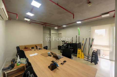 Image 3 - 1038105
