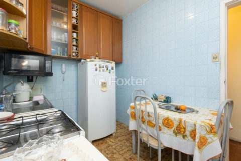 Image 11 - 1038115
