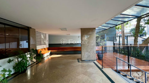 Image 39 - 1038139