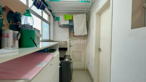 Image 35 - 1038139