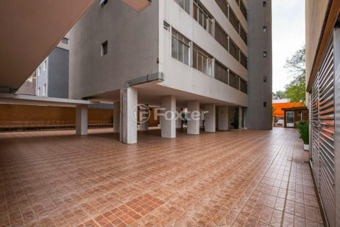 Image 28 - 1038150