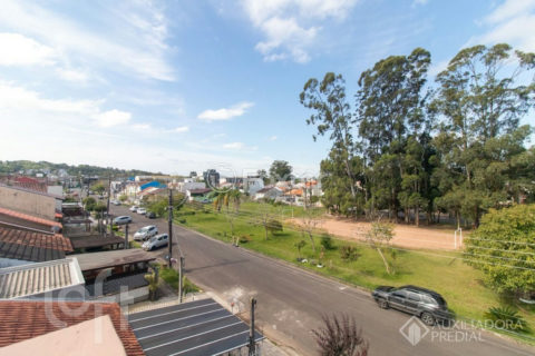 Image 4 - 1038173
